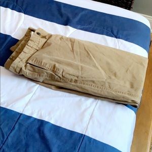 h&m (skinny fit) beige chinos!!